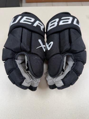 Mav Bourque game used Bauer Gloves 14" Pro Stock