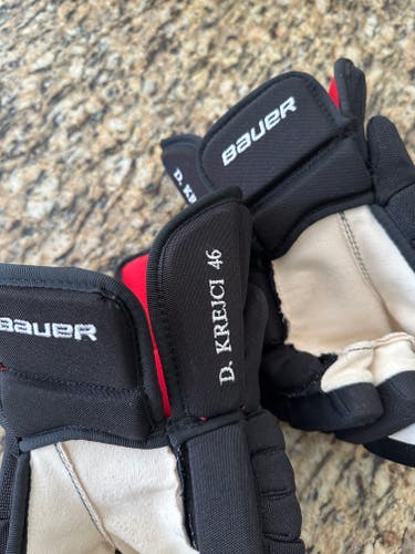 RARE Bauer Vapor X:60 Pro Stock 13” Krejci Gloves