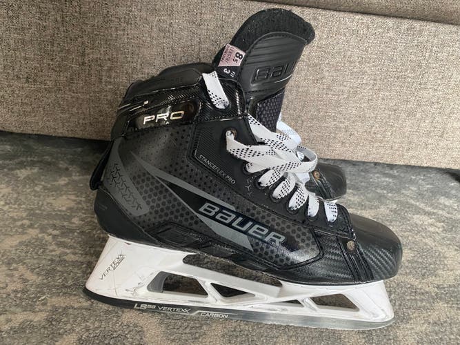 2025 Bauer Pro Goalie Skates Fit 3 size 8.5