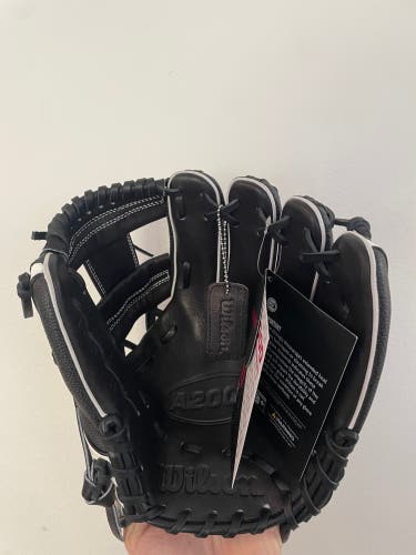 Wilson A2000 1786 RH Superskin Infield Baseball Glove 11.5" (New)