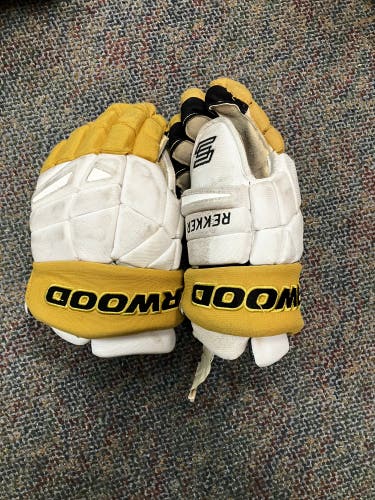 Senior Sher-Wood Rekker Legend Pro Gloves 13" Pro Stock (Used)