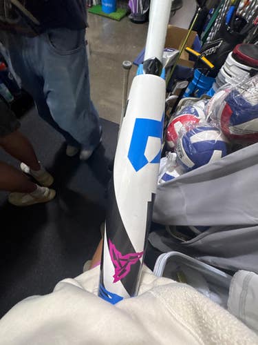 Used Demarini ZEN BB/SB USSSA 2 3/4 Bat 28" 11605-S000217279
