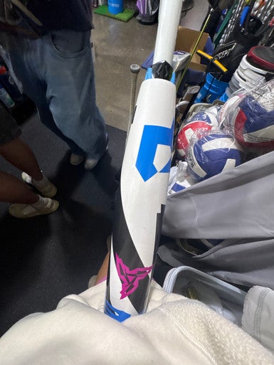 Used Demarini ZEN BB/SB USSSA 2 3/4 Bat 28" 11605-S000217279