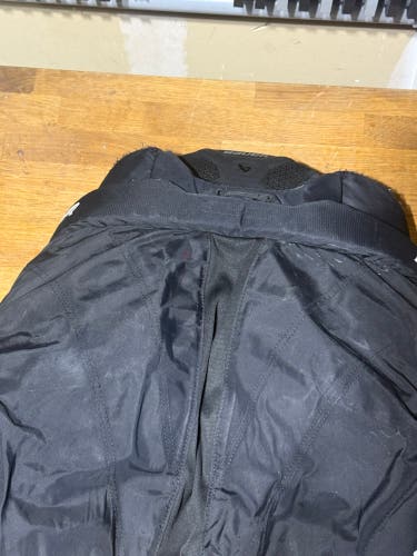 Junior Large 2024 Bauer Elite Hockey Goalie Pants (Used)