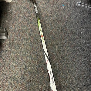 Bauer Vapor Hyperlite 2 Hockey Stick | LH P92 Intermediate 65 Flex