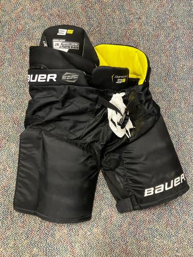 Junior Medium Bauer Supreme 3S Hockey Pants (Used)