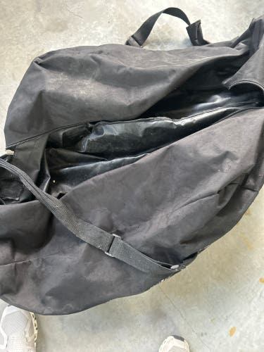 Vaughn Goalie Bag (Used)