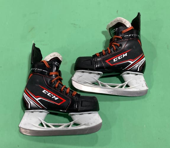 Used Youth CCM JetSpeed FT340 Hockey Skates Size 11