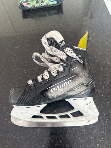 2024 Bauer Supreme M50 Pro Hockey Skates Regular Width 11.5 (Used)