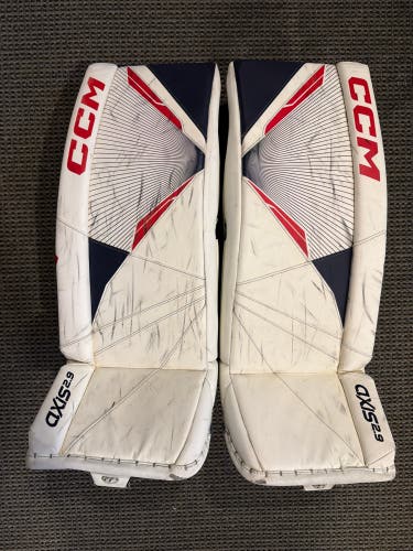 31" +1 CCM Axis 2.9 Goalie Leg Pads