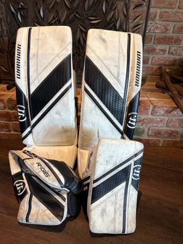 30" Warrior Ritual G6 E+ Regular Goalie Full Set (Used)