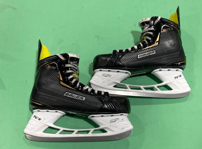 Used Senior Bauer Supreme S25 Hockey Skates Size 10 | GREAT CONDITION