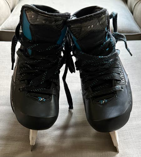 True TF9 Hockey Goalie Skates Wide Width 9
