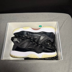 Air Jordan 11 Low Shoes (New)