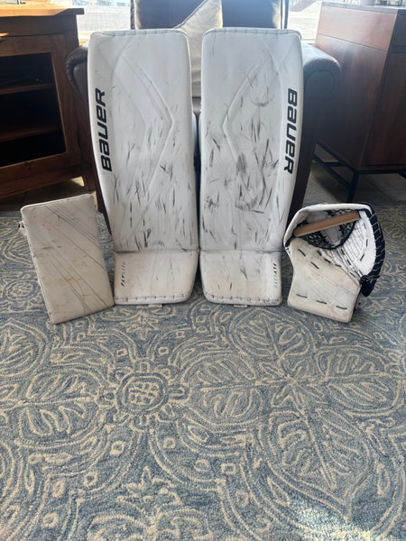 34" 2024 Bauer Flylite Regular Goalie Full Set Pro Stock (Used)
