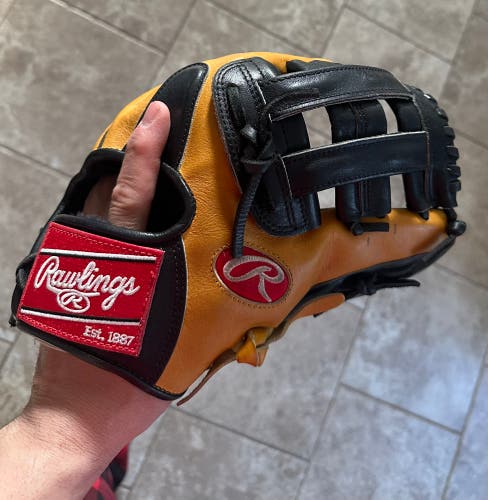 Rawlings Heart of the Hide RH Infield Baseball Glove 11.75" (Used)