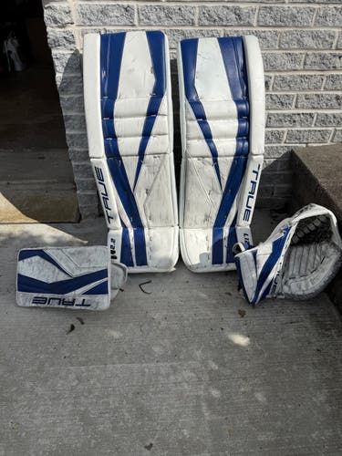 34" True L12.2 Regular Goalie Full Set (Used)