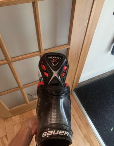 2021 Bauer Vapor 3X Pro Hockey Skates 10.5 (Used)