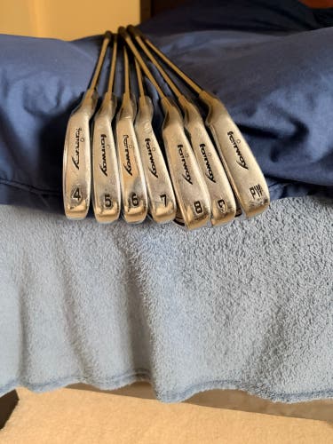 Men's Left Hand Iron Set Stiff Flex (Used)