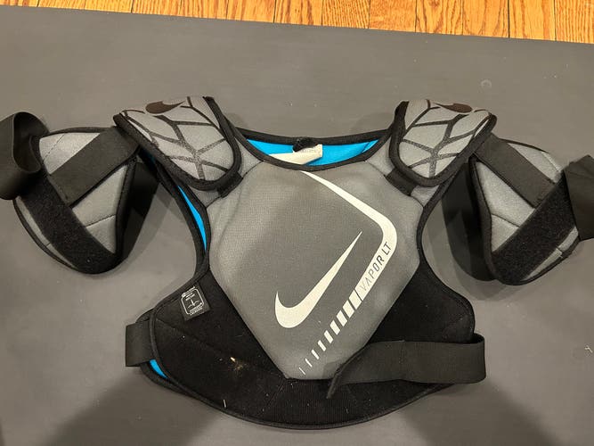 Large Youth Nike Vapor LT Shoulder Pads (Used)
