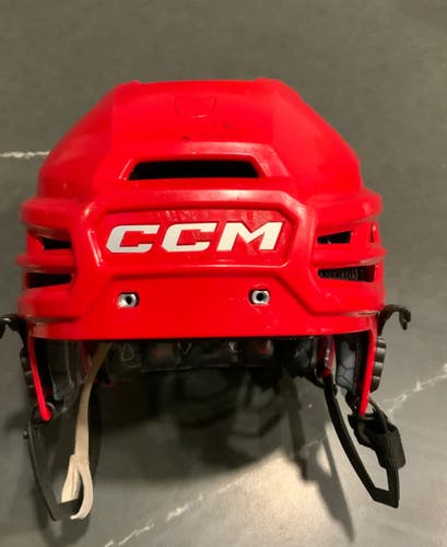Medium CCM Tacks 920 Helmet (Used)
