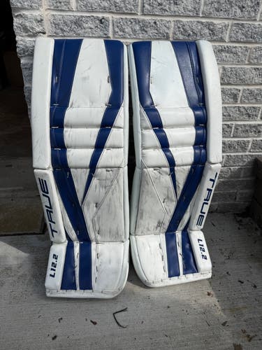 34" True L12.2 Goalie Leg Pads (Used)
