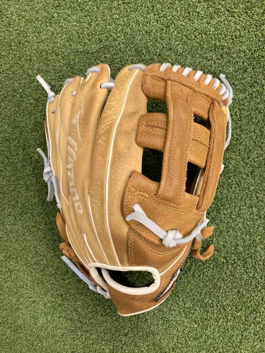 12.5" RH Mizuno Franchise Baseball Glove