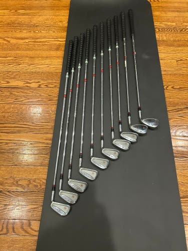 Men's Ben Hogan Apex Plus Right Handed Clubs (Full Set) Regular Flex 10 Pieces (Used)