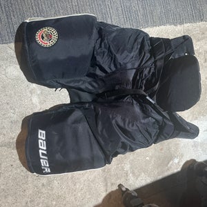 Youth Medium Bauer Custom Pro Hockey Pants Pro Stock (Used)