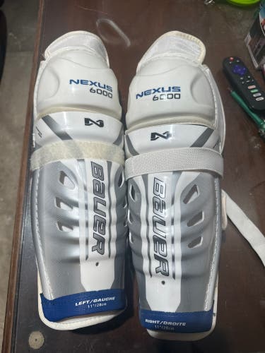 Youth Bauer Nexus 6000 11" Shin Pads (New)