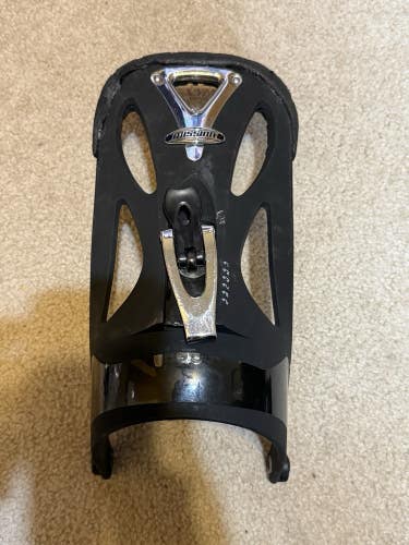 One Burton Miision Snowboard binding Hi Back High  Large Black