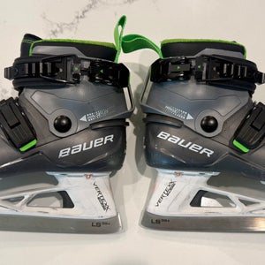 Bauer Konekt Hockey Goalie Skates Size 1 (Used)