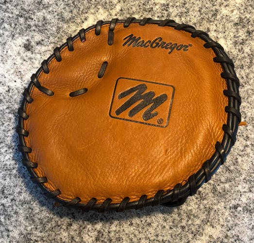 MacGregor Infield “pancake” Style Training Glove