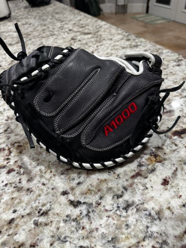 Wilson A1000 RH Baseball Glove 32.5" (Used)