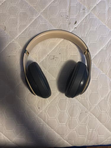 Headphones (Used)