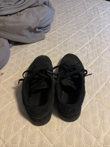 Black Men's Size M 10.0 (W 11.0) Adult Nike Dunk Low Shoes (Used)