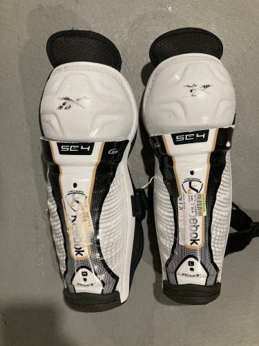 Junior Reebok SC4 9" Shin Pads (Used)