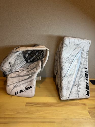 Bauer X5 Pro Full Right White Glove & Blocker Set (Used)