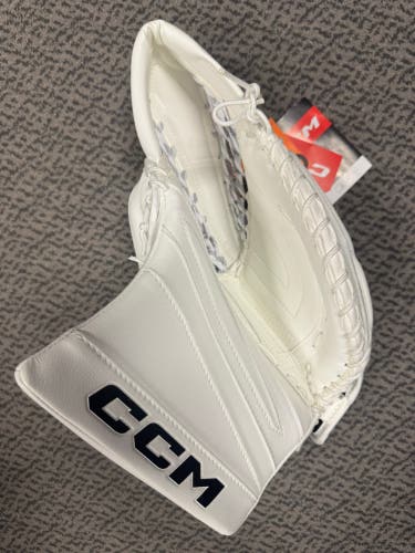 CCM Senior EFlex 7 Regular (New)