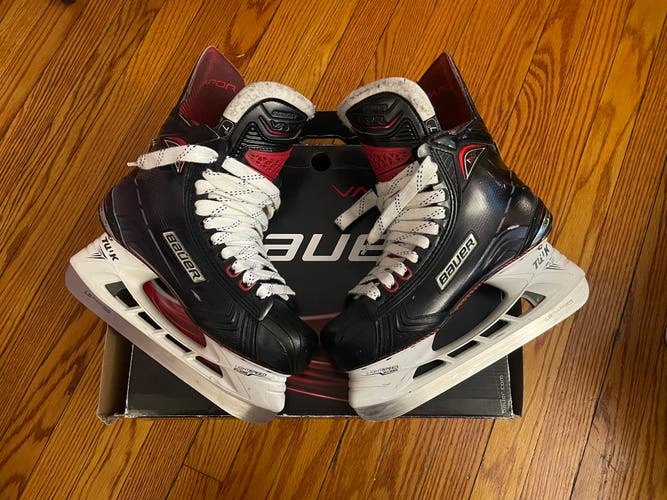 Black 2017 Bauer Vapor 1X Hockey Skates Regular Width 7 (Used)