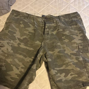 Large Men's Shorts (New)