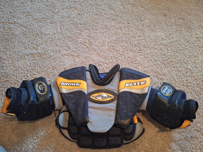 GOALIE CHEST PROTECTOR - BROWN RESONATOR - JB2250 INTERMEDIATE SMALL/MEDIUM