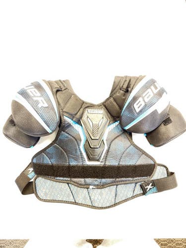 Used Bauer X Intermediate Shoulder Pads MD 11860-S000307687