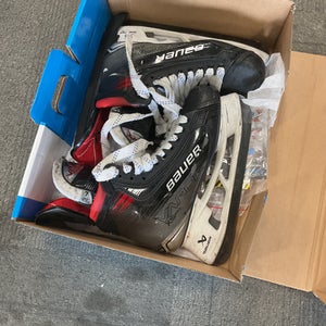 Used Bauer VAPOR X5 PRO Senior Hockey Skate Senior 7 11614-S000234892