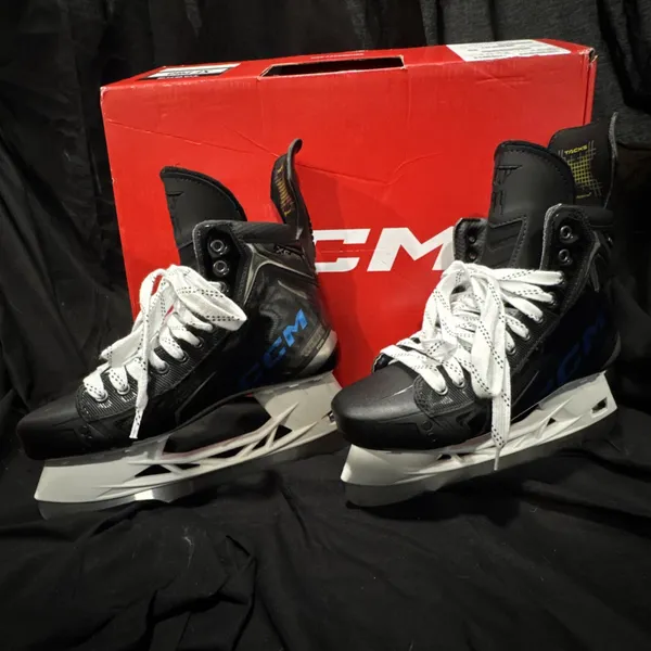 John Tavares Toronto Maple Leafs CCM Tacks XF Pro Regular Width Pro Stock 10 (New)
