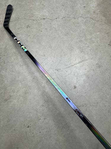 75 Flex P90TM Senior CCM Jetspeed FT8 Pro Left Hand Hockey Stick Pro Stock (New)
