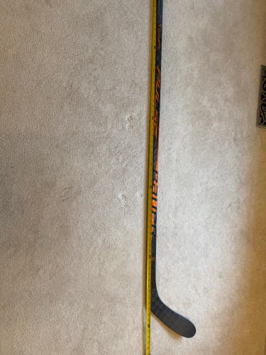 Intermediate Bauer Pulse Left Hand Hockey Stick P28 65 Flex (Used)