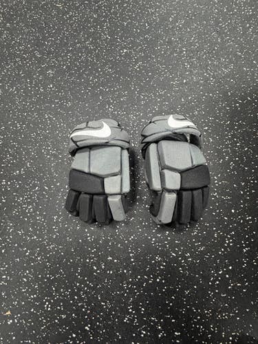 Used Nike VAPOR LT YOUTH Lacrosse Gloves Junior Grey XS 11849-S000039087