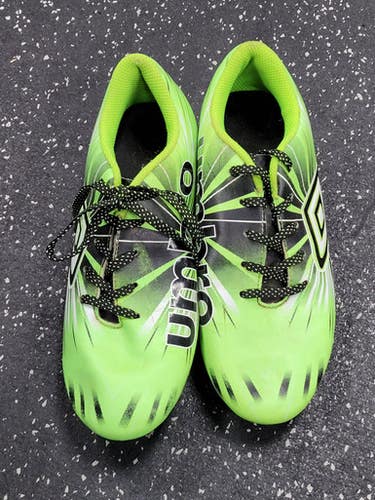 Used Umbro Soccer Cleats Green Junior 04 11849-S000039056
