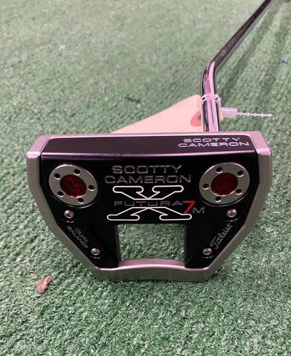 Scotty Cameron Futura X7M Dual Balance Putter Right Handed | 33"